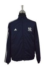 Load image into Gallery viewer, New York Yankees MLB Spray Jacket
