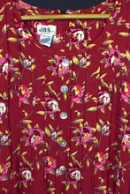 Load image into Gallery viewer, Pleated Floral Print Dress
