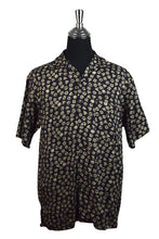 Load image into Gallery viewer, Abstract Print Party Shirt
