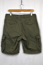 Load image into Gallery viewer, Green Cargo Shorts
