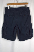 Load image into Gallery viewer, American Eagle Brand Cargo Shorts

