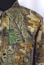 Load image into Gallery viewer, Camouflage Print Shirt

