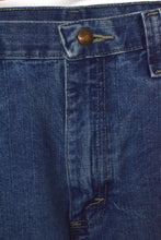 Load image into Gallery viewer, Wrangler Brand Denim Shorts
