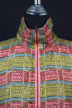 Load image into Gallery viewer, EVR Brand Spray Jacket
