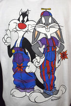 Load image into Gallery viewer, 1994 Bugs Bunny Sylvester Print Sweatshirt
