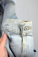 Load image into Gallery viewer, Levis Strauss Brand Denim Jacket
