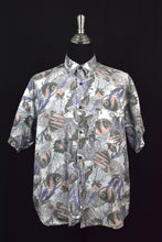 Load image into Gallery viewer, Aquarium Print Shirt
