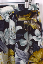 Load image into Gallery viewer, Reworked Leaf Floral Print Skirt
