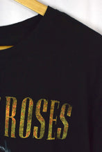 Load image into Gallery viewer, 2021 Guns N Roses T-shirt
