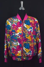 Load image into Gallery viewer, Paisley Print Spray Jacket
