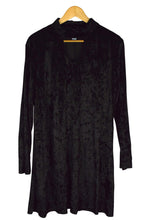 Load image into Gallery viewer, Black Long sleeve Velvet Dress
