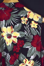 Load image into Gallery viewer, Erika Brand Floral Print Top
