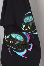 Load image into Gallery viewer, 80s/90s Vibrant Fish Print Shirt
