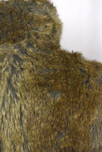 Load image into Gallery viewer, Faux Fur Vest
