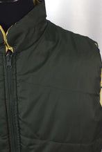 Load image into Gallery viewer, Reversible Puffer Vest
