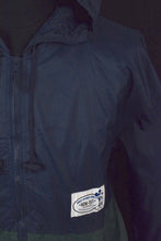 Load image into Gallery viewer, Walt Disney World Spray Jacket
