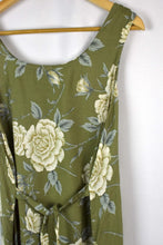 Load image into Gallery viewer, 80s/90s Rose Print Dress
