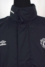 Load image into Gallery viewer, Manchester United EPL Spray Jacket
