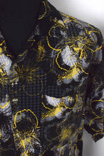 Load image into Gallery viewer, Floral Print Party Shirt
