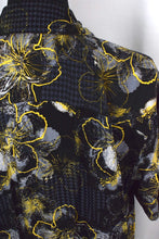 Load image into Gallery viewer, Floral Print Party Shirt
