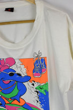 Load image into Gallery viewer, 80s Surfing Shark Print T-shirt
