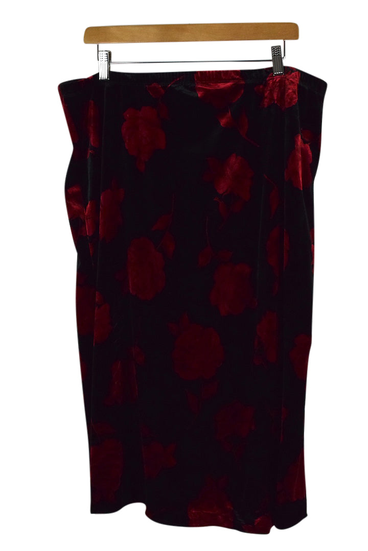 Rose Pattern Velvet Skirt