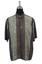Load image into Gallery viewer, Abstract Stripe Print Shirt
