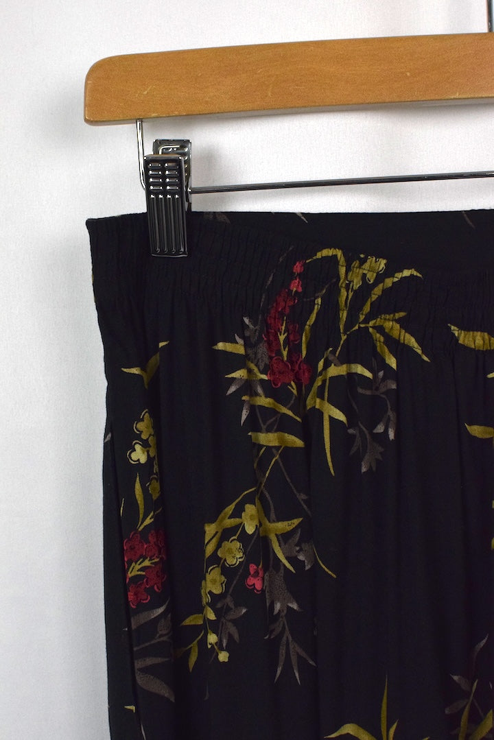 80s/90s Floral Print Skirt
