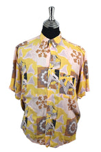 Load image into Gallery viewer, Pink Abstract Print Shirt
