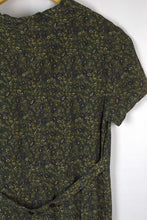 Load image into Gallery viewer, Floral Print Dress
