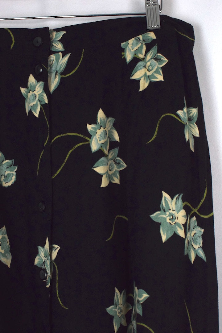 Sag Harbor Brand Floral Print Skirt