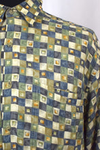 Load image into Gallery viewer, Square Print Shirt
