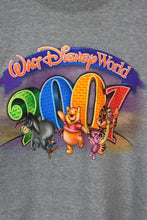 Load image into Gallery viewer, 2001 Walt Disney World Sweatshirt
