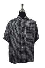 Load image into Gallery viewer, Abstract Print Shirt
