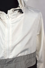 Load image into Gallery viewer, Giant Spray Jacket

