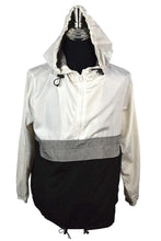 Load image into Gallery viewer, Giant Spray Jacket
