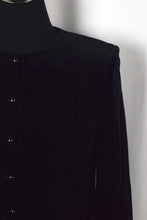 Load image into Gallery viewer, Ladies 90s Black Velour Jacket

