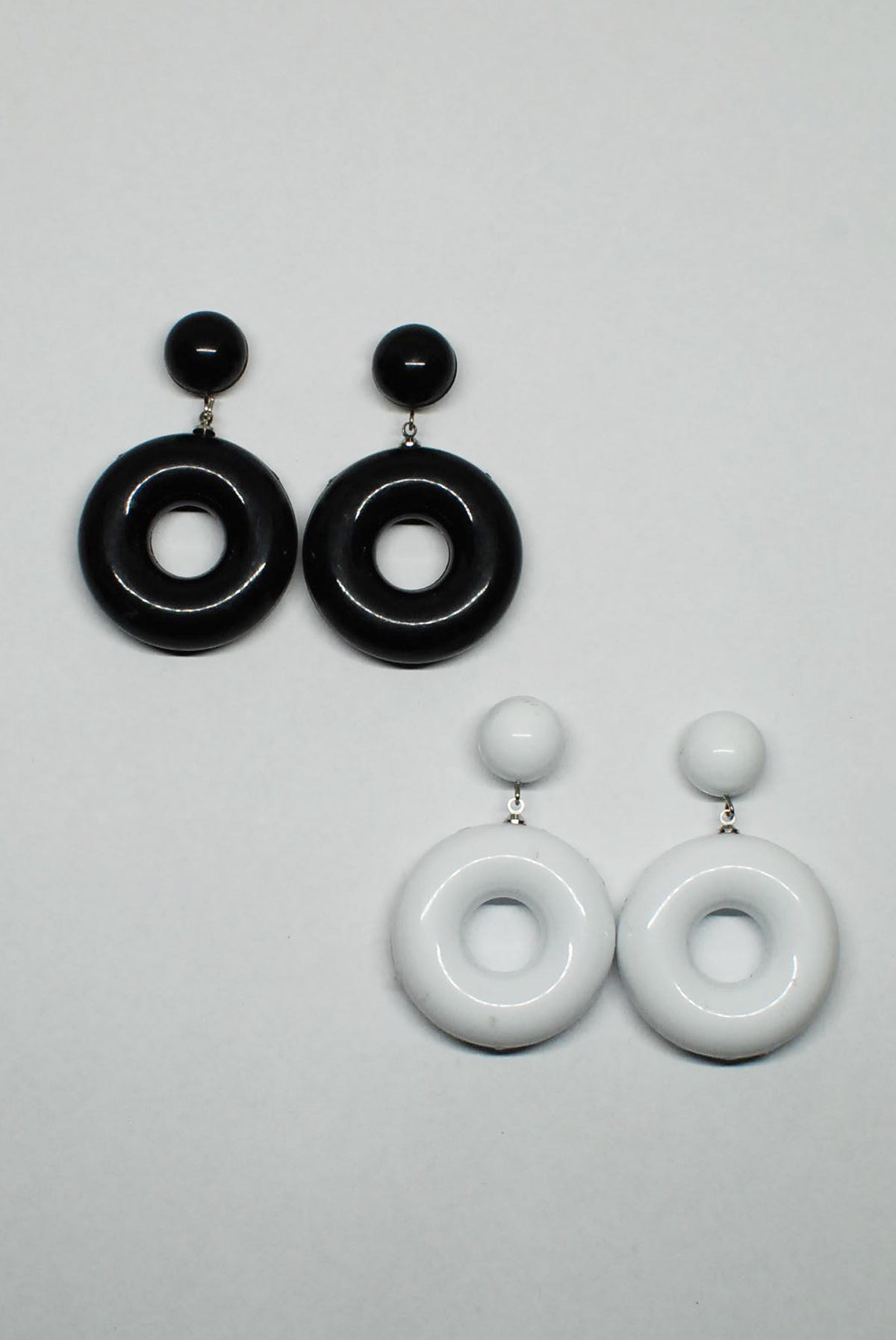 90's Chunky Round Plastic Drop Earrings