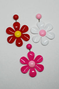 90's Bright Plastic Daisy Earrings