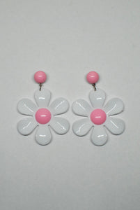 90's Bright Plastic Daisy Earrings