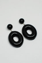 Load image into Gallery viewer, 90&#39;s Chunky Oval Plastic Drop Earrings
