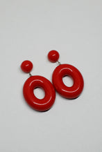 Load image into Gallery viewer, 90&#39;s Chunky Oval Plastic Drop Earrings
