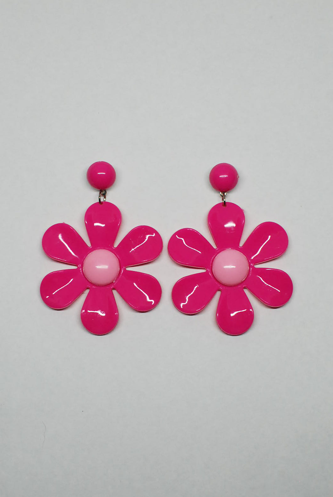 90's Bright Plastic Daisy Earrings