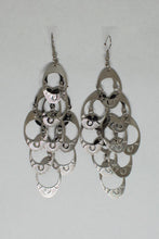 Load image into Gallery viewer, Lightweight Chandelier Oval Design Earrings
