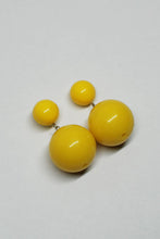 Load image into Gallery viewer, 90&#39;s Ball Drop Plastic Earrings
