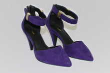Load image into Gallery viewer, Spurr Brand Purple Velour Point Toe Strap Heel
