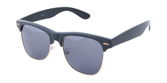 Retro Wayfarer Style Sunglasses (Available in 2 colours)