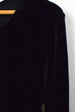 Load image into Gallery viewer, Black Long sleeve Velvet Dress
