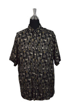 Load image into Gallery viewer, Abstract Shape Print Shirt
