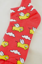 Load image into Gallery viewer, NEW Flying Pig Anklet Socks
